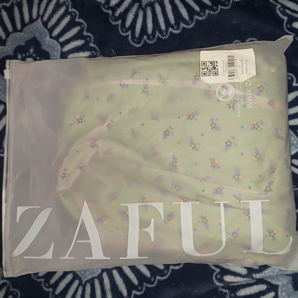 NWT Zaful Floral Dress - Picture 3 of 5
